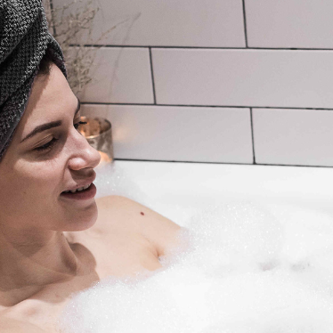 Relieve & Rejuvenate With Epsom Salt Baths: Follow This Ritual For A Healthy Lifestyle